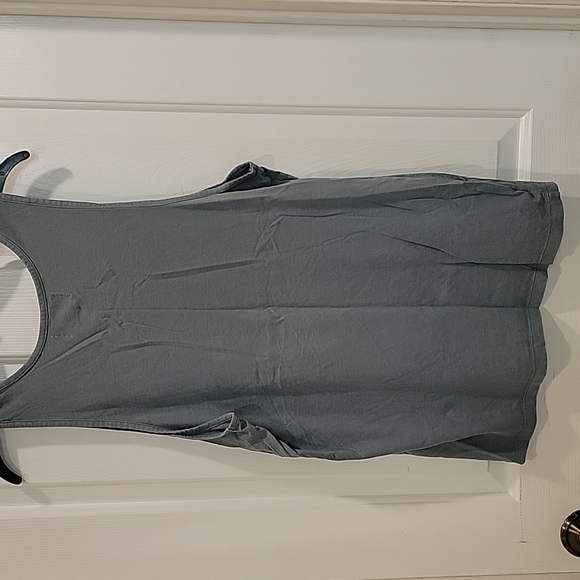 Cotton on Garments Men's Tank - Picture 4 of 5